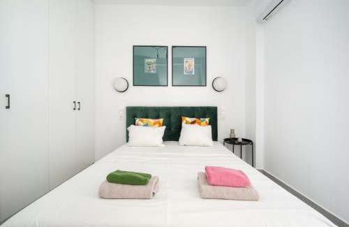 Platia Viktorias Apartment | Majestic Flat with Huge Terrace in the City Center
