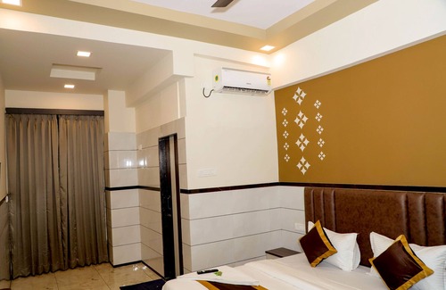 Vasai Hotel | MAJESTIC INN