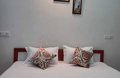 Gorakhpur Hotel | Majestic Manor