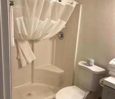 Payson Hotel | Majestic Mountain Inn