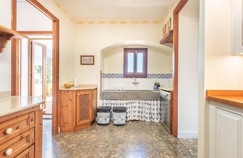Es Palmer House | Majorcan Holiday Home with Pool, Wi-Fi, Garden and Patio