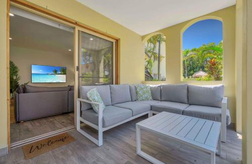 Mount Coolum Apartment | Makai - Hawaiian for "toward the ocean"