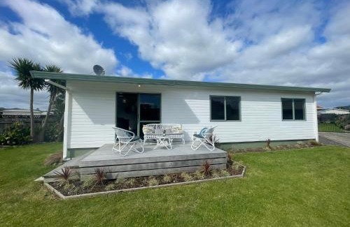 Whitianga House | Make memories at Cook Drive