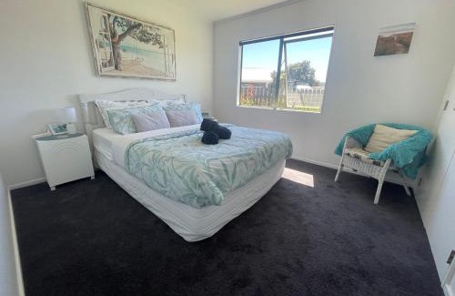 Whitianga House | Make memories at Cook Drive