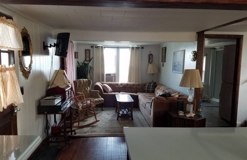 Geneva House | Make Our Lake Home, Your Home Away from Home, All the Necessities That You Need