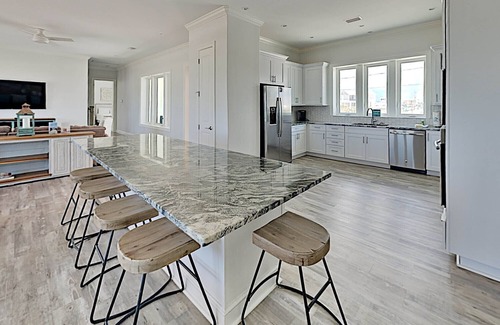 Navarre Beach House | Making Memories | Large Luxurious Home on Beach!