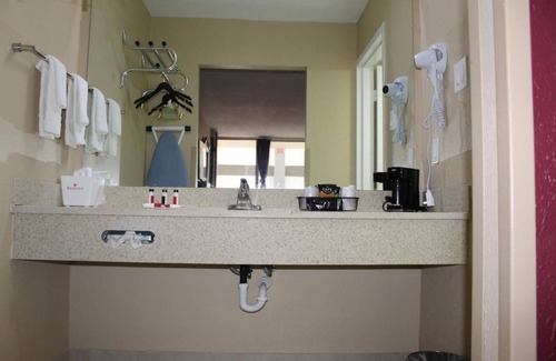 Perry House | Making The Best Memories Along The Way! Comfy Unit, Parking
