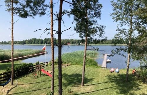 Szeligi Cabin | Makosieje Resort-komfortowy domek 15m od jeziora,widok na jezioro,ogrzewanie,wi-fi