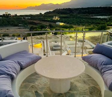 Makry Gialos Apartment | MakryGialos Rooftop Escape at Lagada Resort