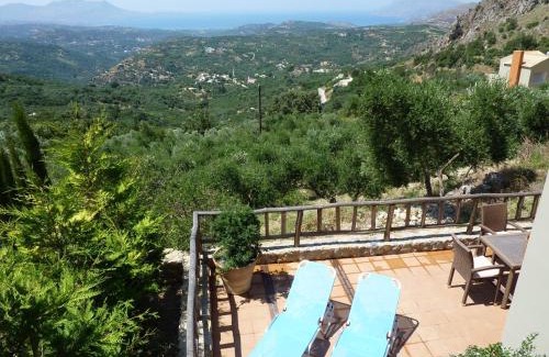 Milia Villa | Malathiros Traditional Villas