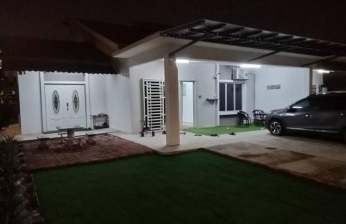Kapar House | Malay Homestay di Meru, Klang