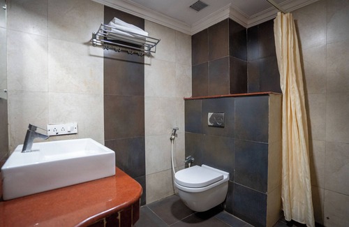 Chetpet Hotel | Malayalee Club