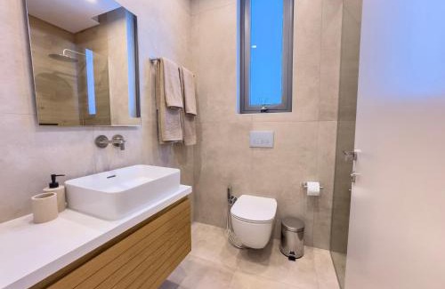 Paphos Apartment | Malberry Park 104 - Modern 2 Bedroom Apartment with Pool, Gym, Jaccuzi