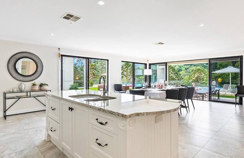 North Maleny House | Maleny Chateau Pool Country Experience, Creek, Gym