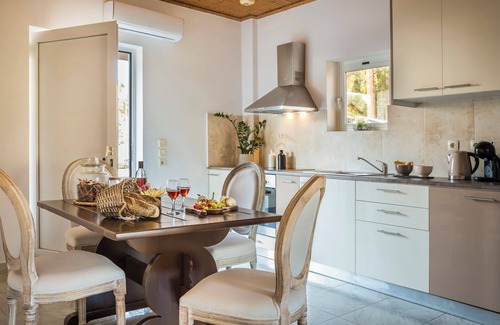 Lassi Apartment | Malibu Superior Apartment