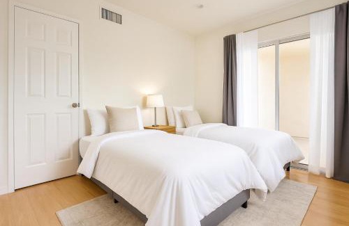 Central Malibu Apartment | Malibu Woods & Waves - 2 Bedroom