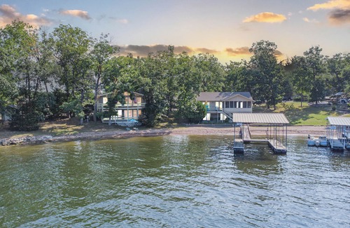 Lake of the Ozarks House | Mallard Point, Dock, Gentle Shoreline, lily pad