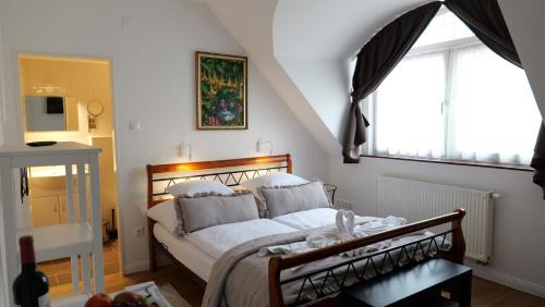 Tapolca House | Malom-tó Vendégház Tapolca