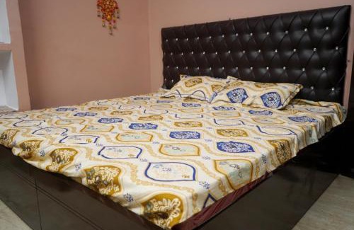 Raiganj House | Malti Home stay 5 minute walking distance fromAyodhya DhamRailway Station