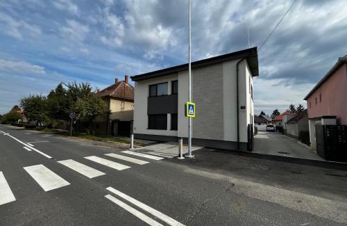 Sarvar Apartment | Malu Apartman