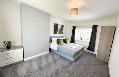 Billingham House | Malvern House by Blue Skies Stays