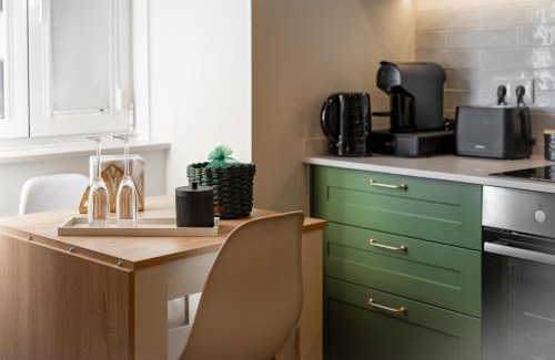 Darque Apartment | MAM HEAT River Nest - Darque Village Centre