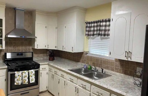 Pharr House | Mama’s home