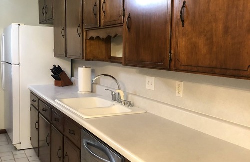 Florida Panhandle House | Mama's House has a Garage & Sparkling Clean. 4 bedrooms 3 baths. sleeps 8 nnnn