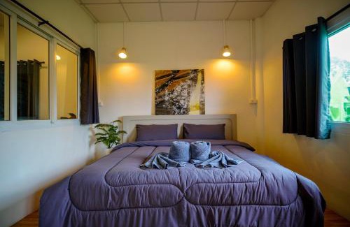 Rayong House | Mama's Tree Homemade Croissant, Bed & Breakfast