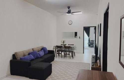 Seri Manjung Apartment | MamaShy Homestay Manjung -FREE WIFI-