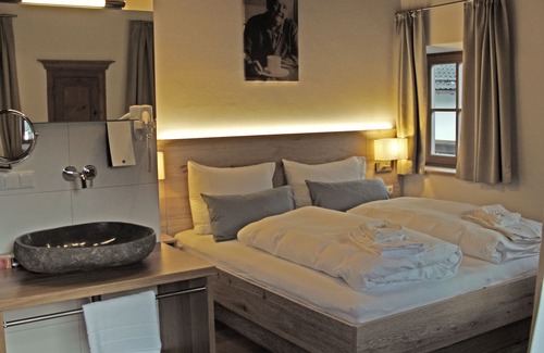 Oberammergau Bed & Breakfast | Mammhofer Suite & Breakfast