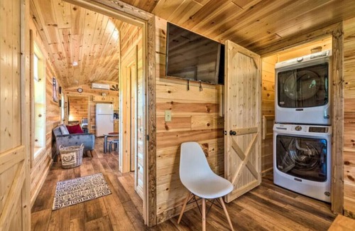 Mammoth Cave Cabin | Mammoth Cave Cabin Rentals 1 - 12.8 miles from Mammoth Cave National Park