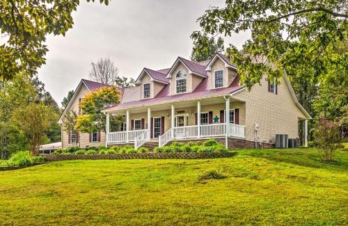 Mammoth Cave Apartment | Mammoth Cave Rental on 50 Acres Shared Amenities