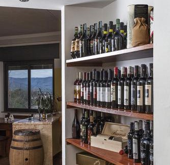 Oliena House | Managheri Wine Bar