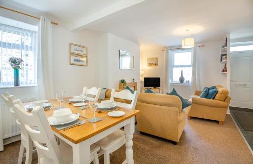 Gwynedd- Snowdonia House | Manaros
