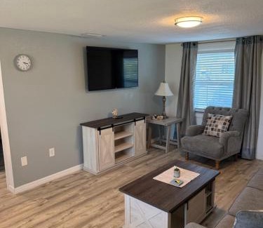Englewood Apartment | Manasota Delux Villas #9