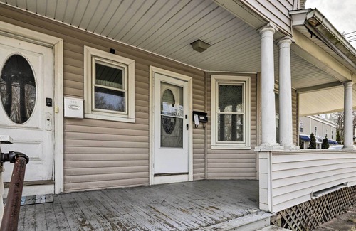 Center Apartment | Manchester Vacation Rental 10 Mi to Hartford!