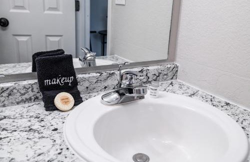 Branson West Hotel | Mandalay