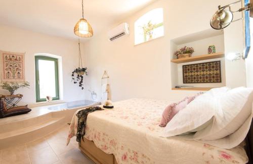 Kalymnos House | Mandarinies Boutique Residence