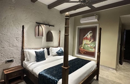 Dhar Hotel | Mandav Heritage Resort