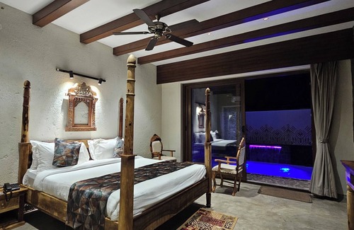 Dhar Hotel | Mandav Heritage Resort
