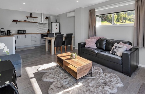 Kerikeri Cottage | Mandeno Retreat - Kerikeri Holiday Apartment