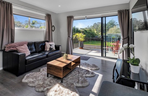 Kerikeri Cottage | Mandeno Retreat - Kerikeri Holiday Apartment