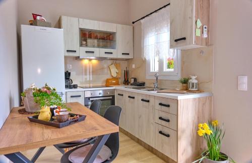 Pelekito Apartment | Mandola Studio Perithia Corfu