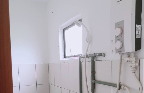 Sungai Rengit House | Maness Guesthouse & Homestay