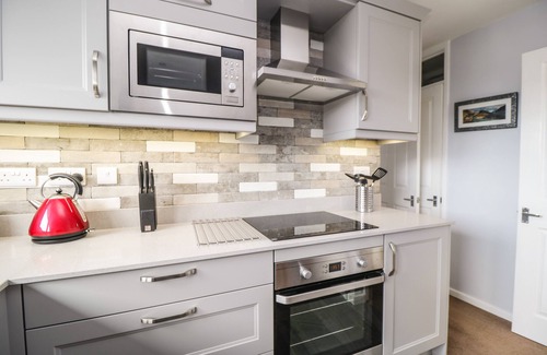 Keswick Cottage | MANESTY VIEW, family friendly, with a garden in Keswick