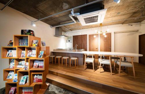 Chuo Hotel | MANGA ART HOTEL, BAKUROCHO