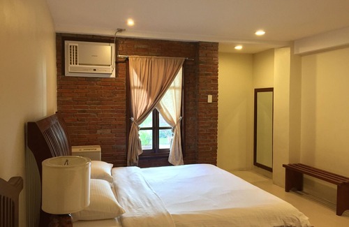 Olongapo Hotel | Mango Valley Hotel 1