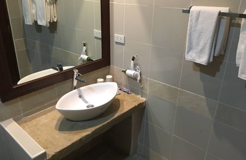 Olongapo Hotel | Mango Valley Hotel 1