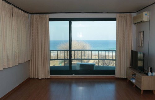 Donghae Hotel | Mangsang Beach Pension